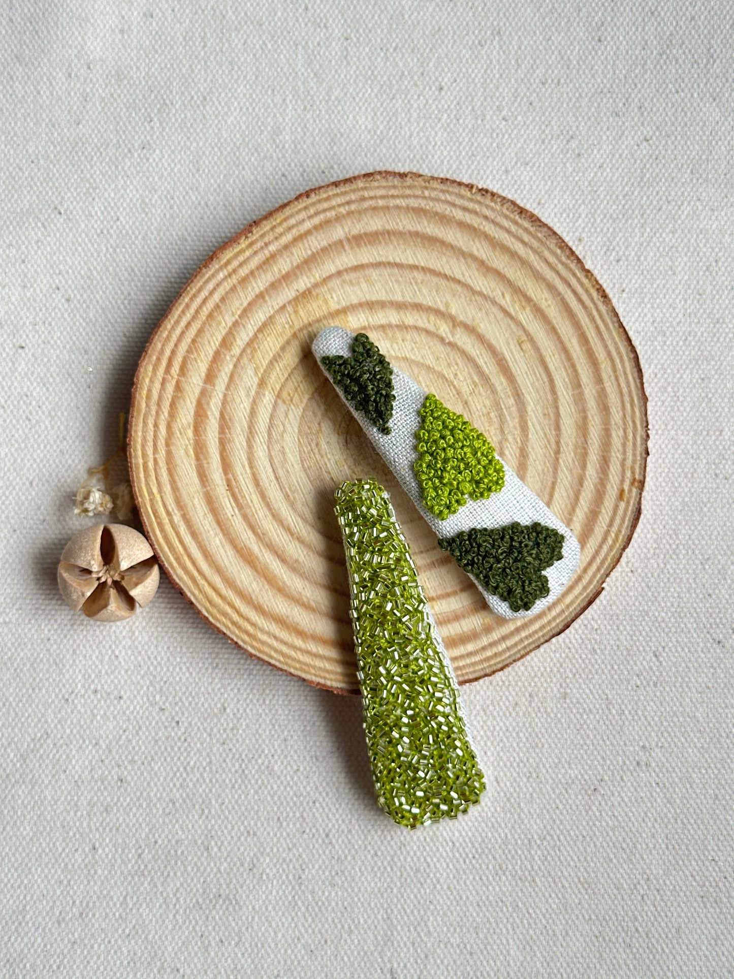 Green Heart With Motif Handmade Hair Clips - Pack of 2