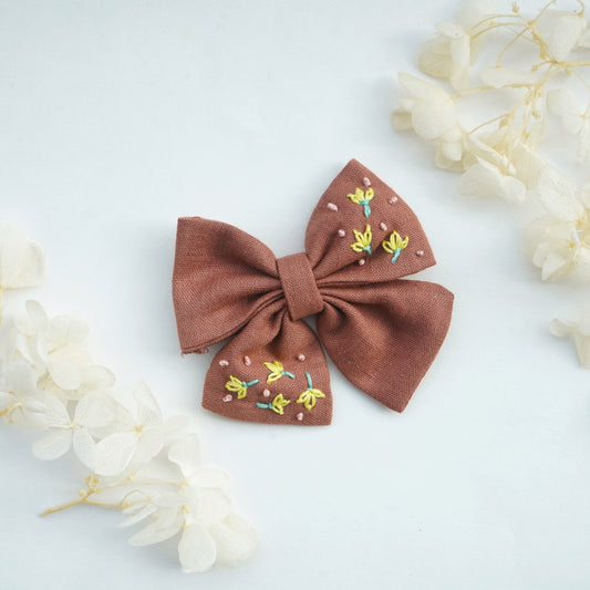 Daisy Dreams Handmade Hair Bow